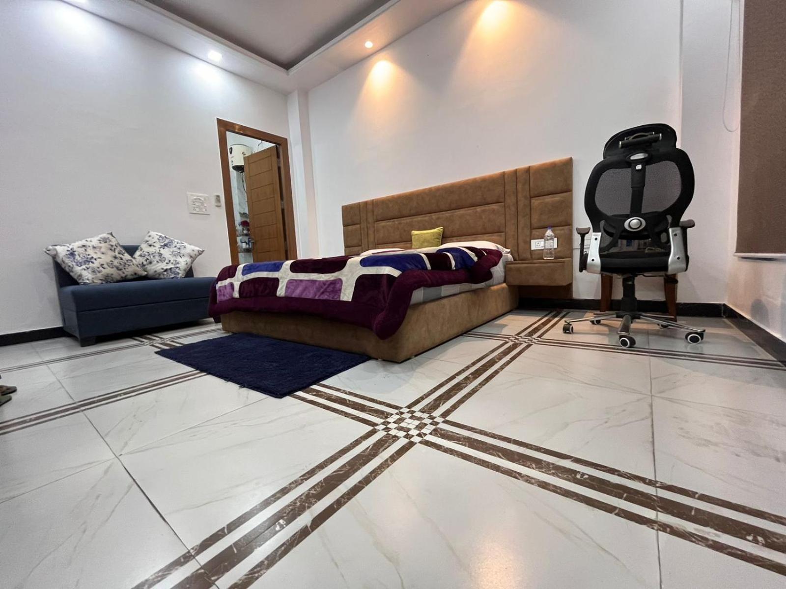 Shreshth Home Stay - Best Family Accommodation - 3Km From Har Ki Pauri, Haridwar, Uttarakhand Exteriér fotografie
