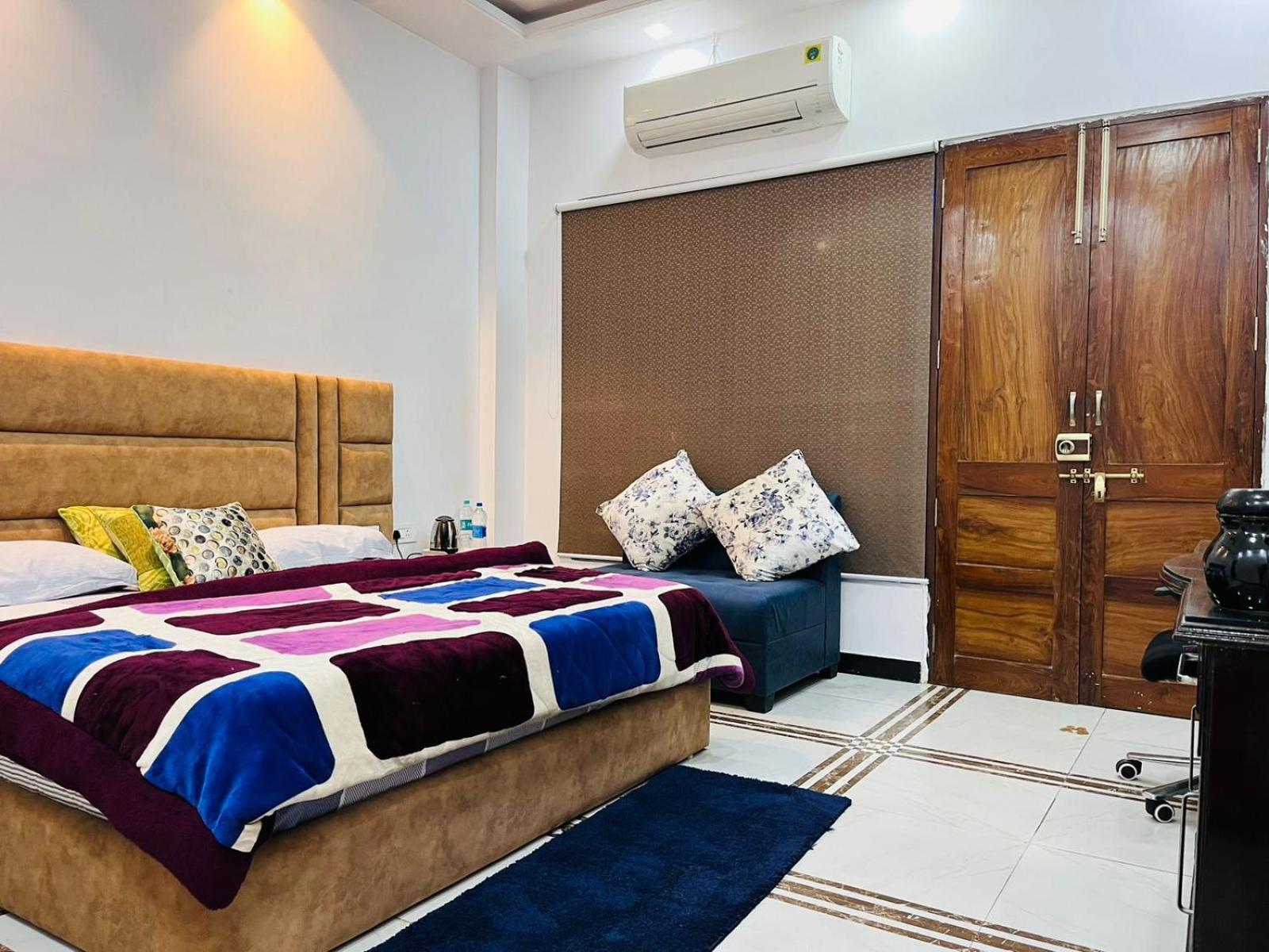 Shreshth Home Stay - Best Family Accommodation - 3Km From Har Ki Pauri, Haridwar, Uttarakhand Exteriér fotografie