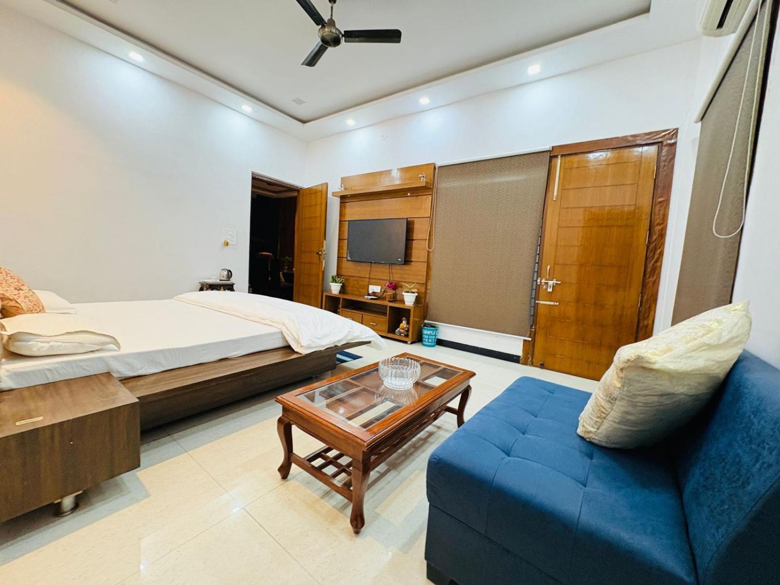 Shreshth Home Stay - Best Family Accommodation - 3Km From Har Ki Pauri, Haridwar, Uttarakhand Exteriér fotografie