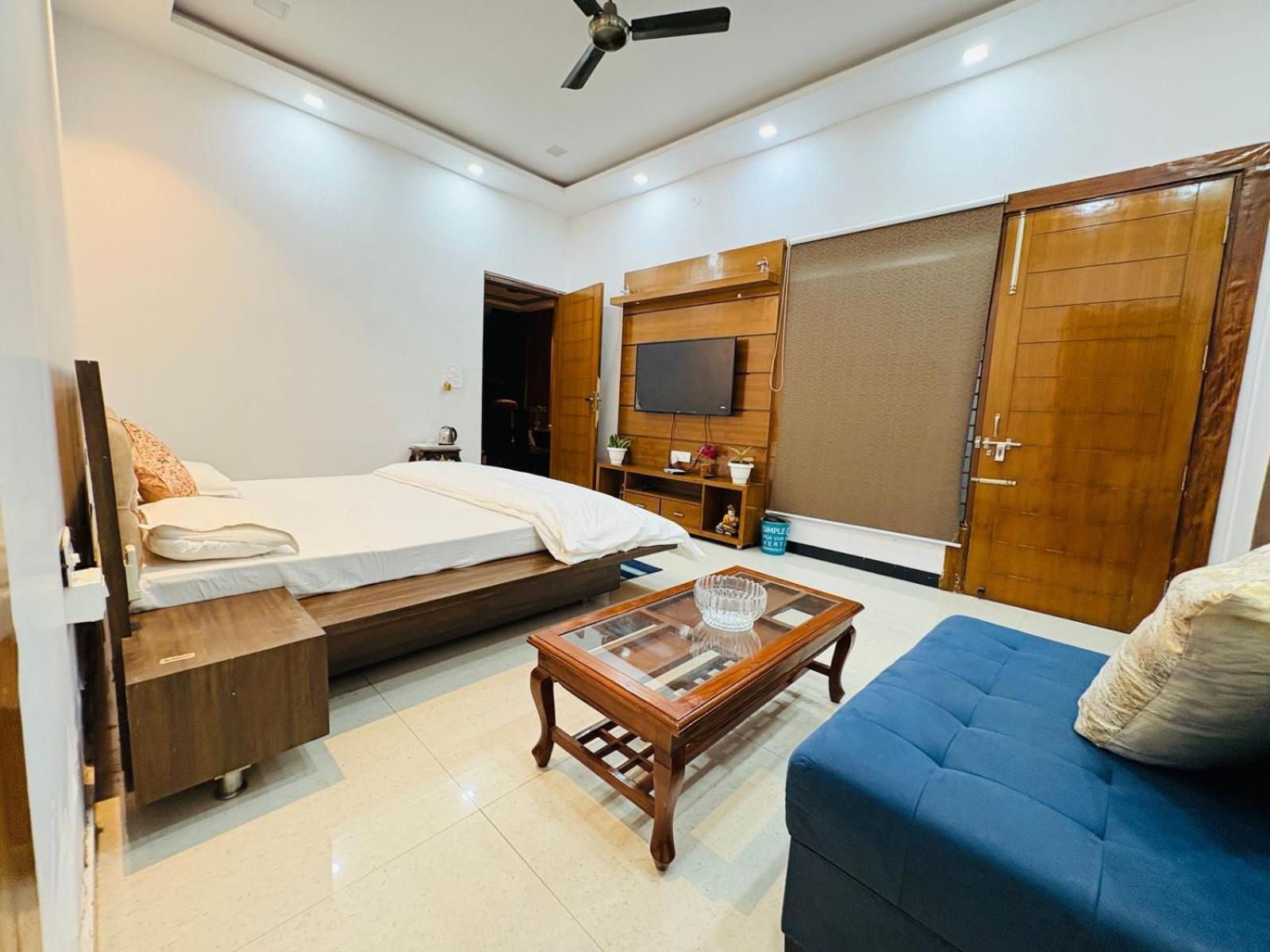 Shreshth Home Stay - Best Family Accommodation - 3Km From Har Ki Pauri, Haridwar, Uttarakhand Exteriér fotografie