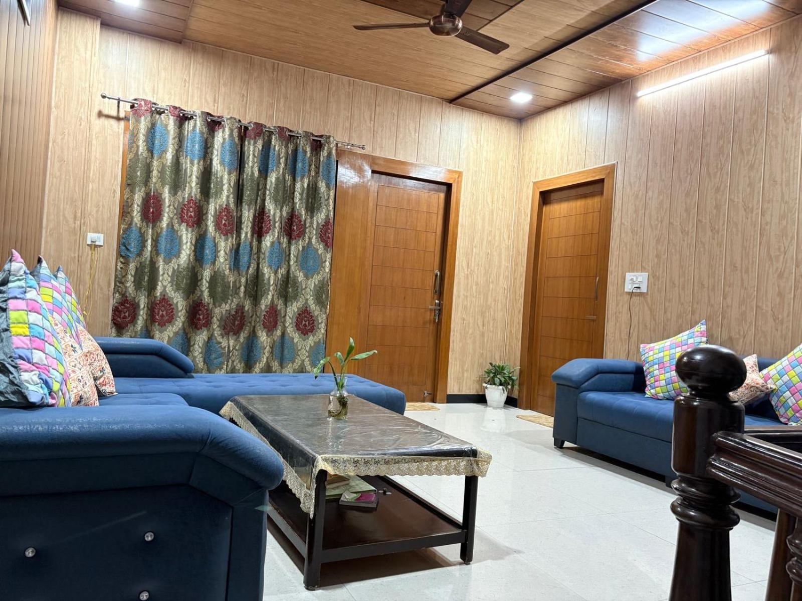 Shreshth Home Stay - Best Family Accommodation - 3Km From Har Ki Pauri, Haridwar, Uttarakhand Exteriér fotografie