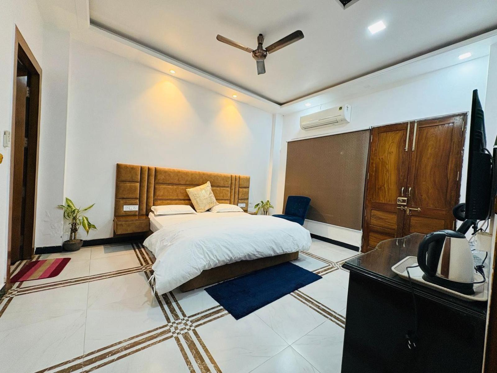 Shreshth Home Stay - Best Family Accommodation - 3Km From Har Ki Pauri, Haridwar, Uttarakhand Exteriér fotografie